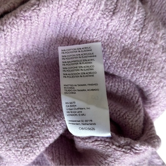 Anthropologie Pilcro Lilac V-Neck Oversized Sweater Size Small - Picture 4 of 9